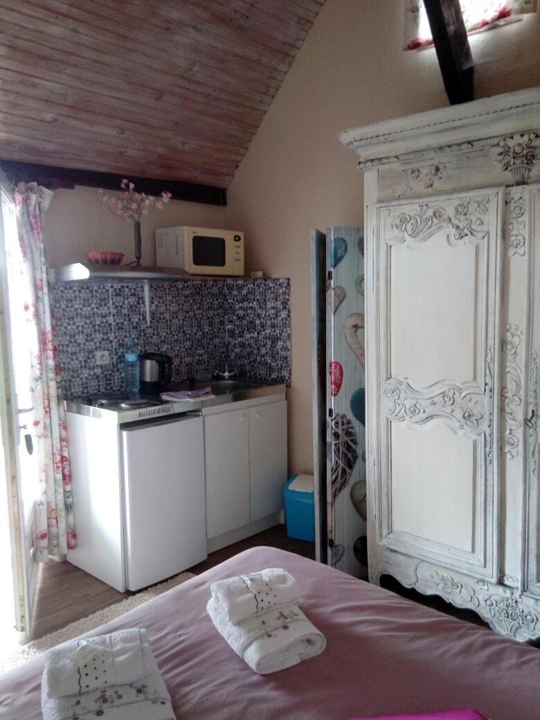 Bed and Breakfast Domaine Du Mont Scolan Montgardon Zewnętrze zdjęcie